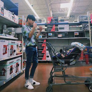 Meet your Posher, Hiến